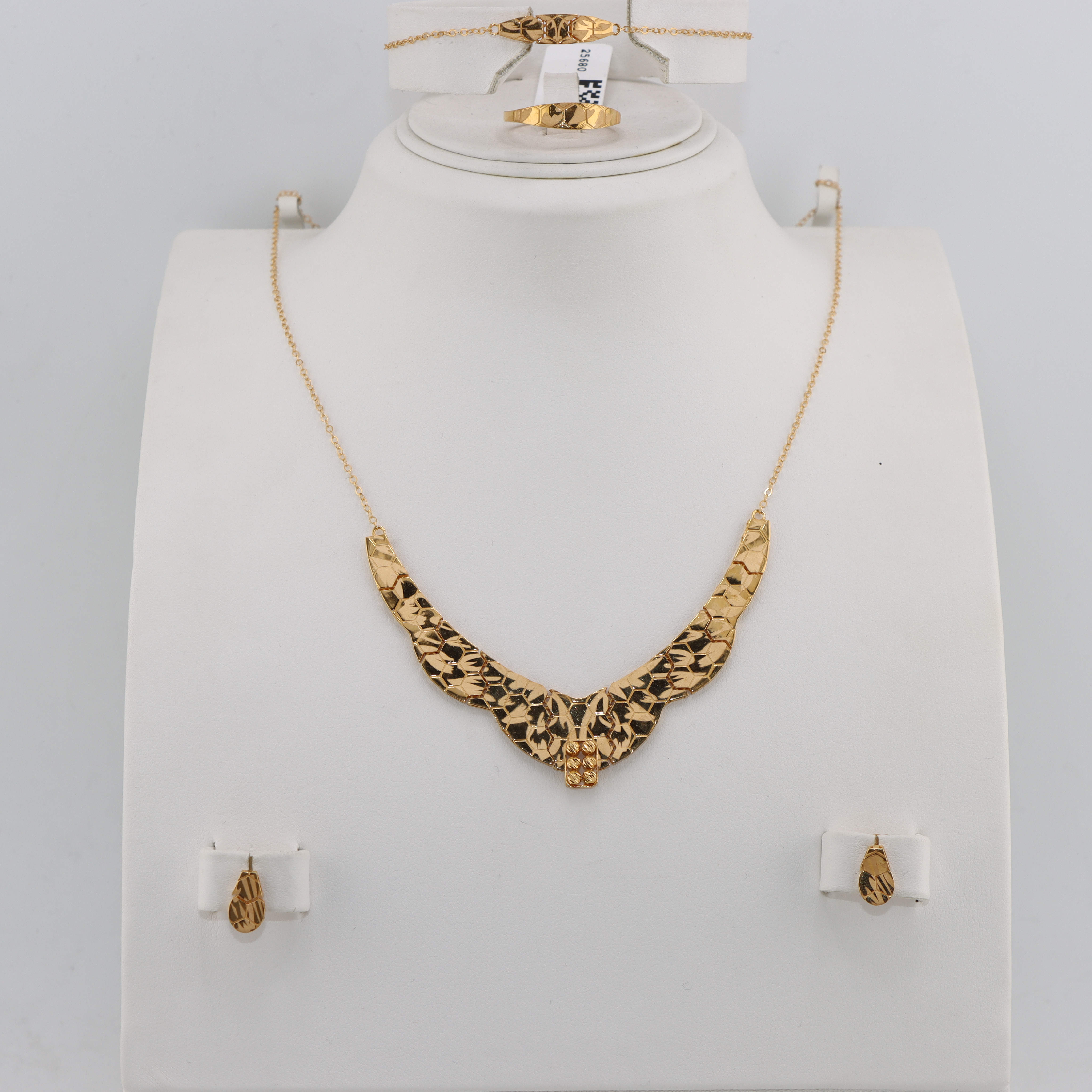 18 karat gold set