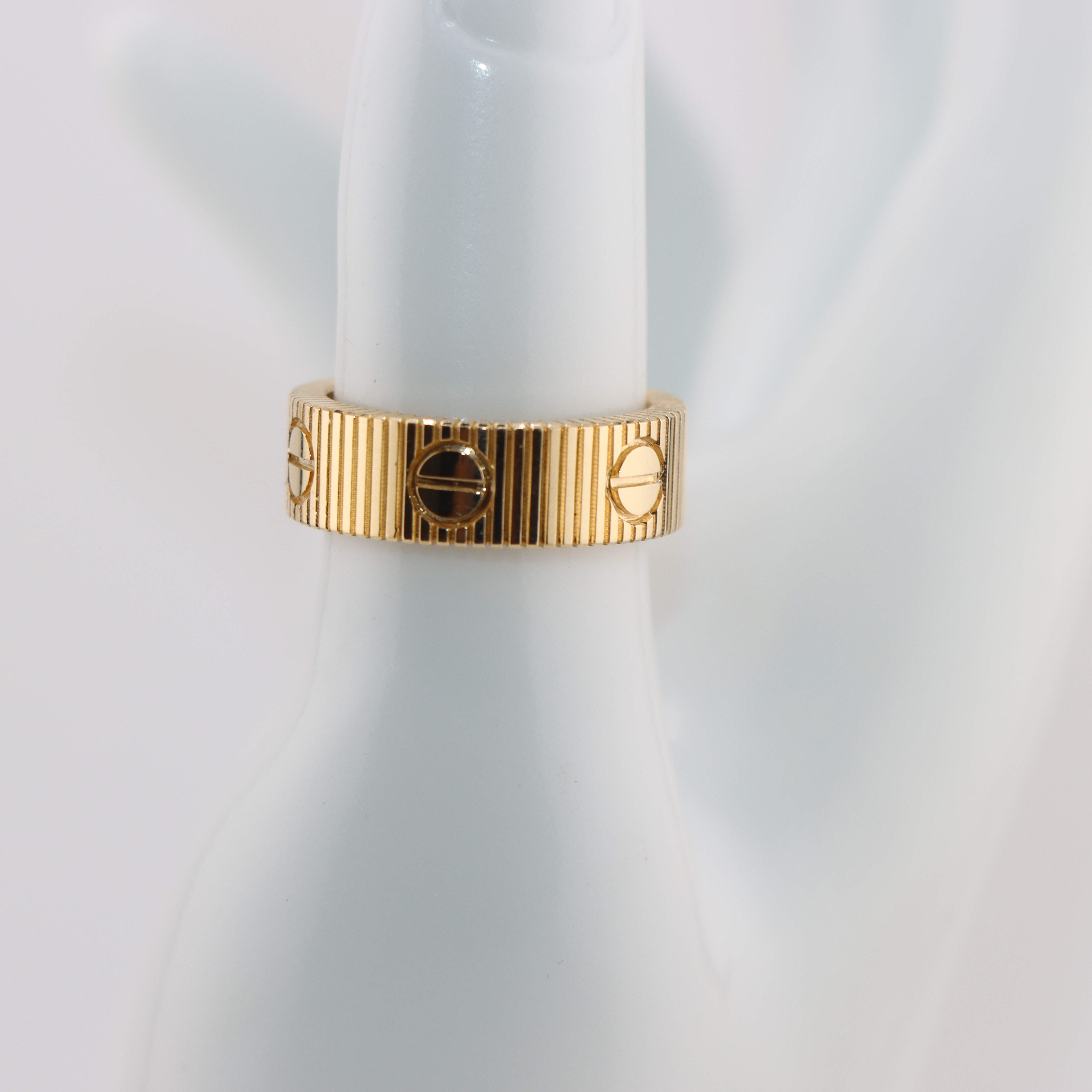 خاتم ذهب عيار 18