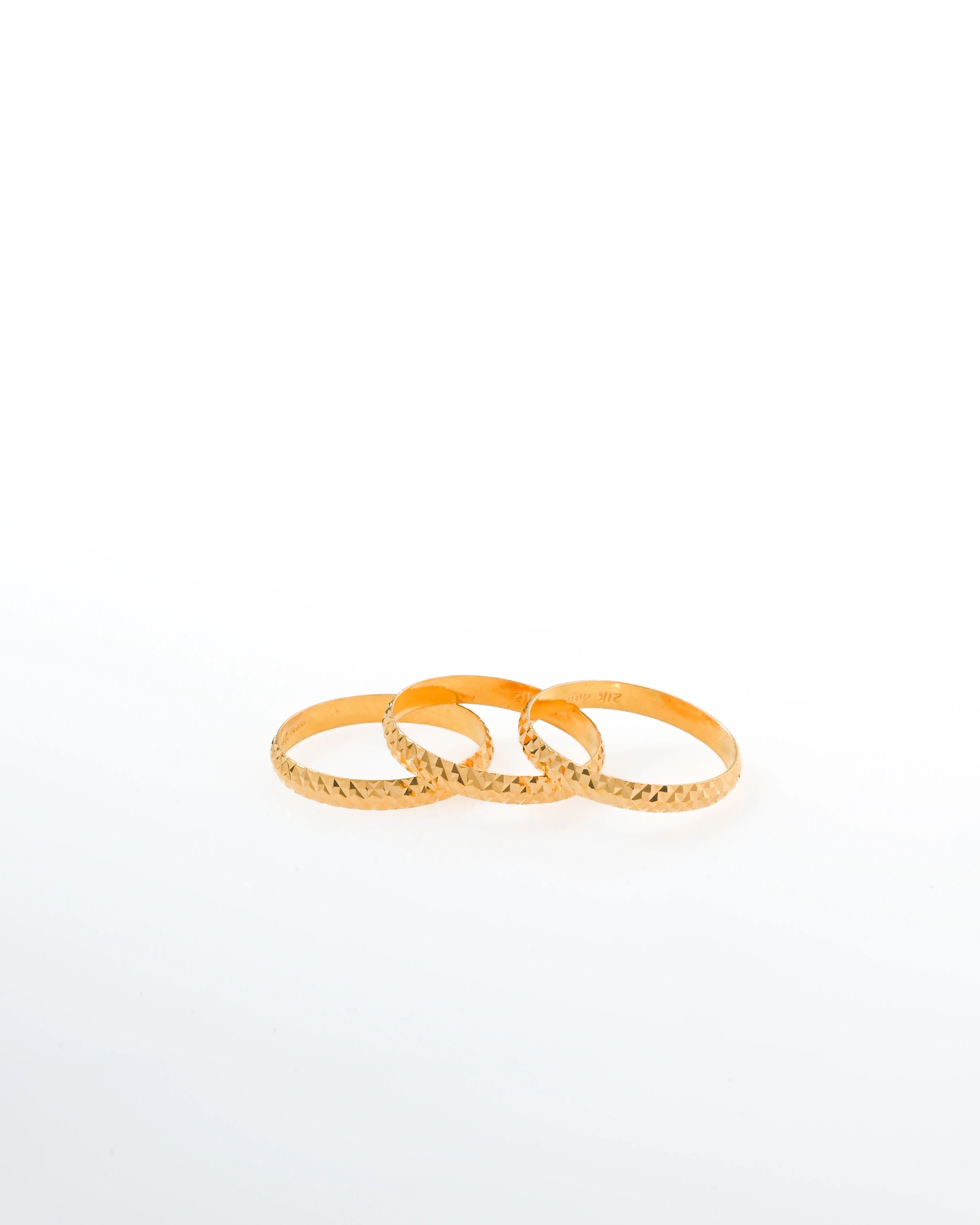 "Marami" ring "Complex" 21 karat (size 18)