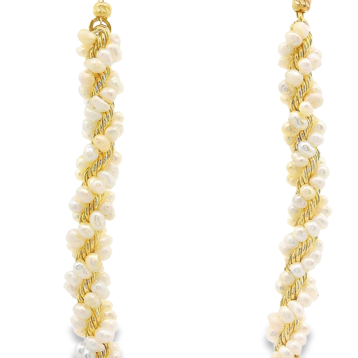 حلق لؤلؤ ذهب