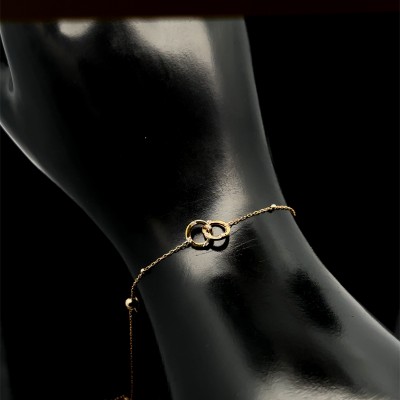 اسوارة ذهب بتصميم الحلقات المتداخلة