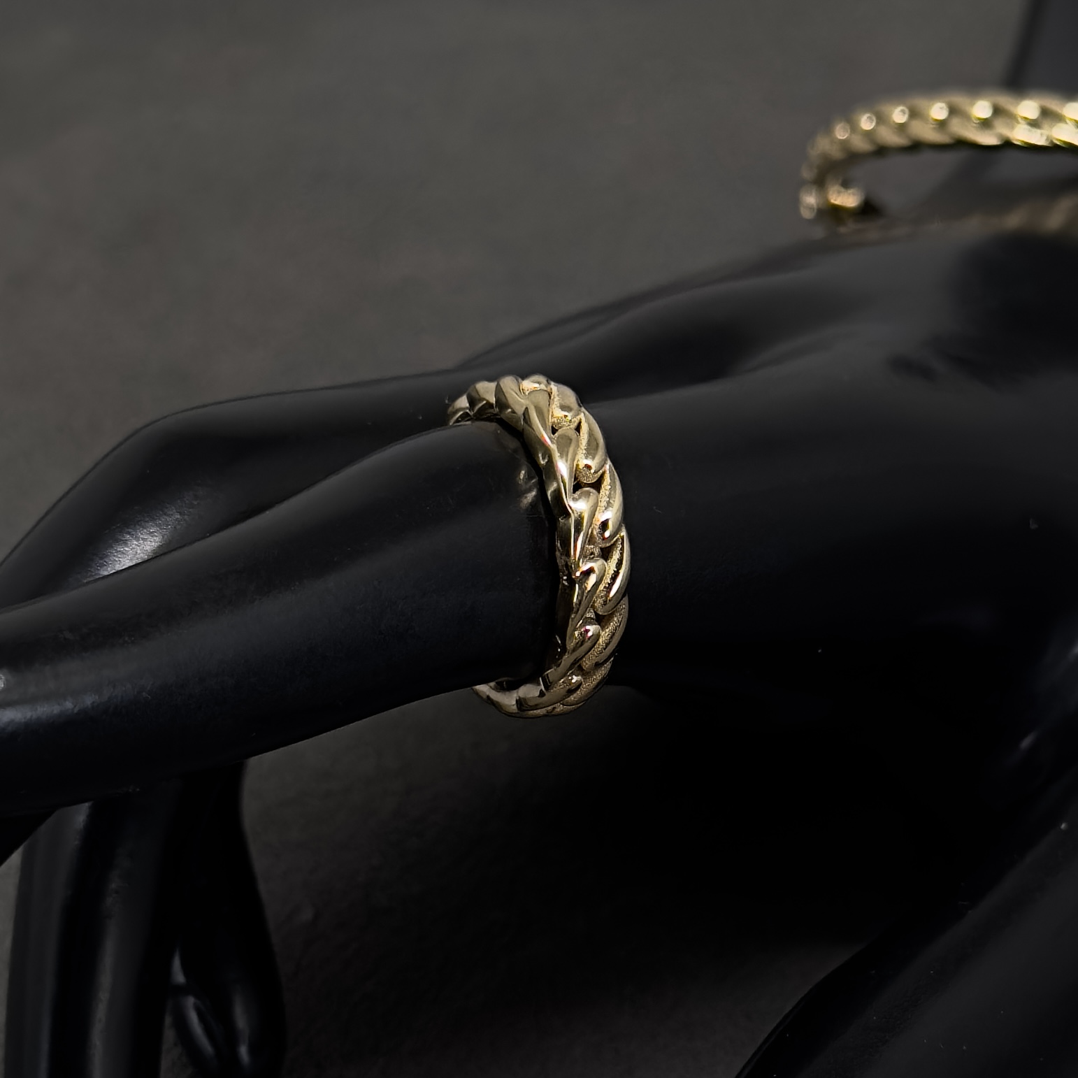 اسوارة ذهب+خاتم ذهب