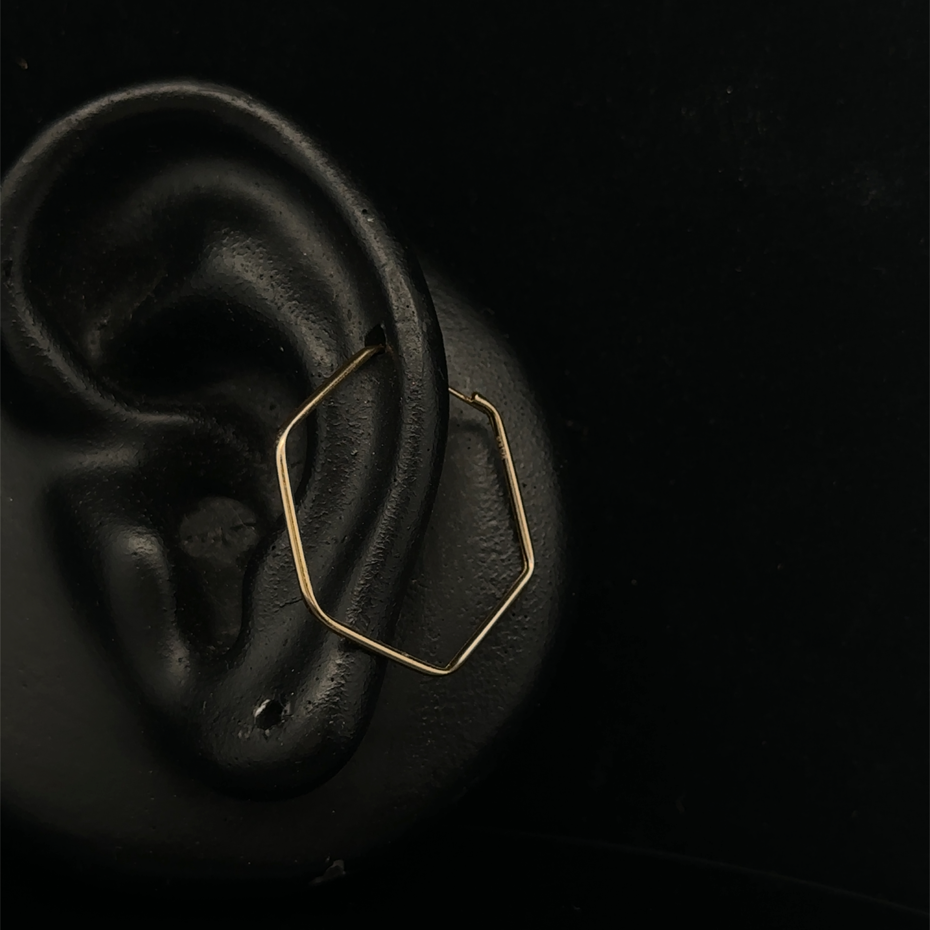 حلق ذهب ناعم