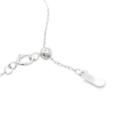 سوارة ذهب بتصميم ناعم ولمسة براقة