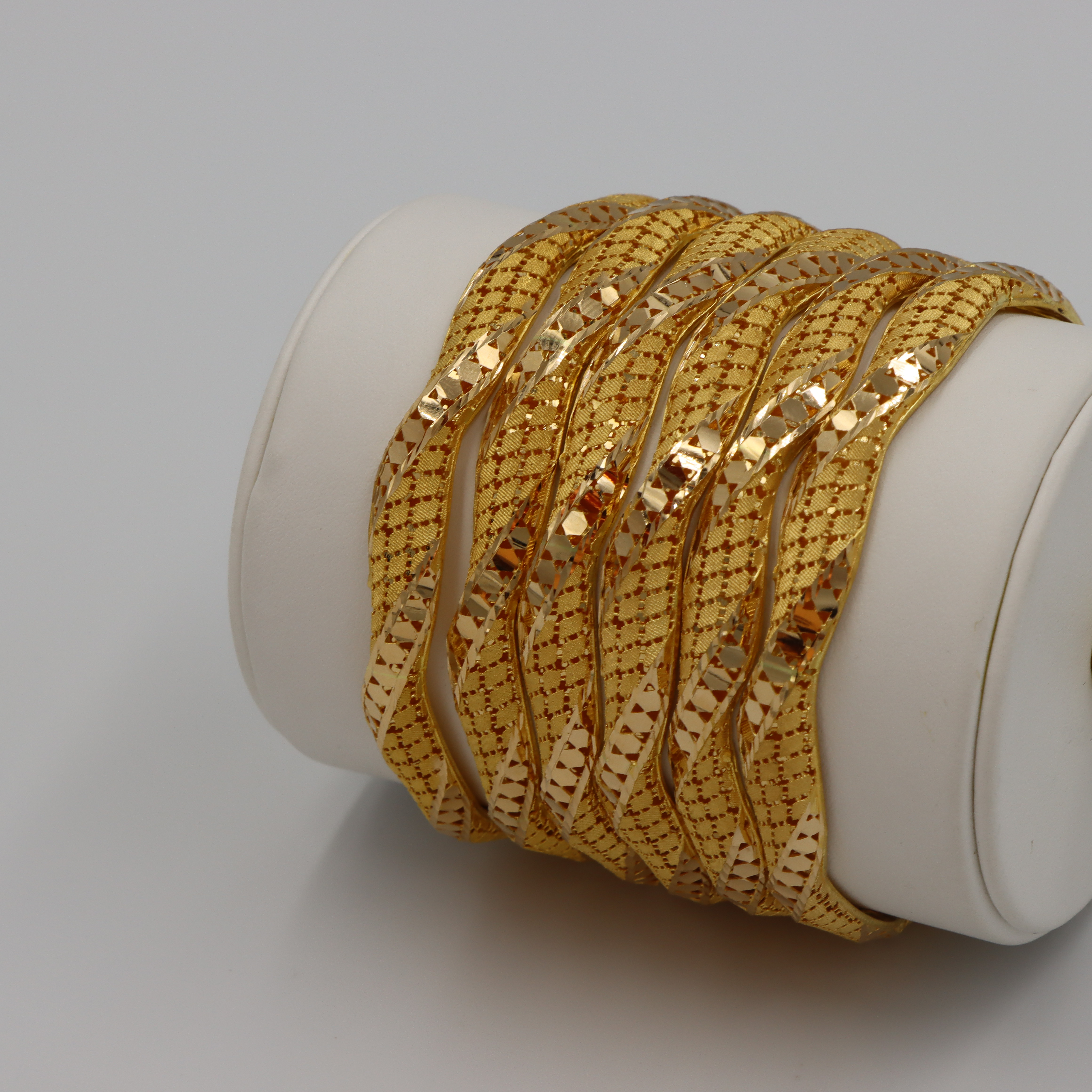 بناجر ذهب عيار 21 مقاس17