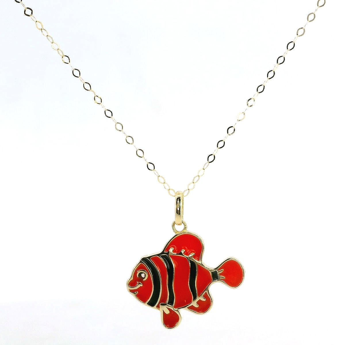 عقد أطفال ذهب