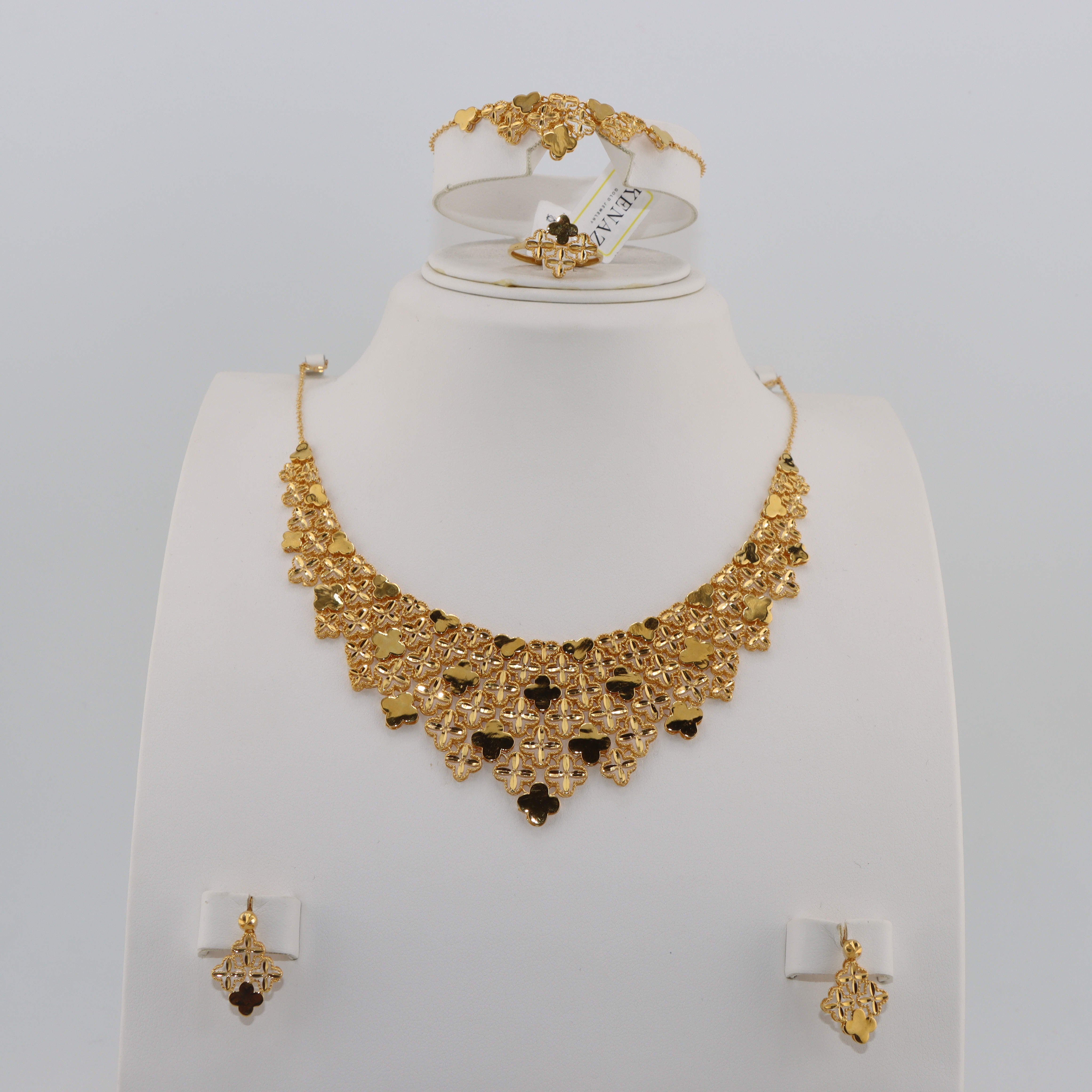 طقم ذهب عيار 21